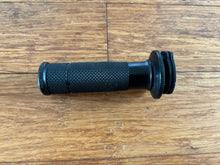 KTM 390 Duke throttle 2015-2016