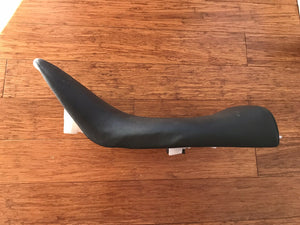 Husqvarna Svartpilen 250 401 front seat 2020-2023