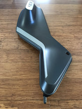 Husqvarna Svartpilen 401 tank cover right 2021