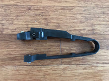 Husqvarna Svartpilen Vitpilen 250 401 chain sliding guide 2018-2023