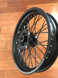 Husqvarna Svartpilen 401 front wheel 2020-2022