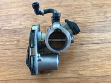 Husqvarna Svartpilen Vitpilen 401 throttle body 2020-2023