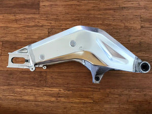 Aprilia RSV Tuono 1000 swingarm 2004-2009