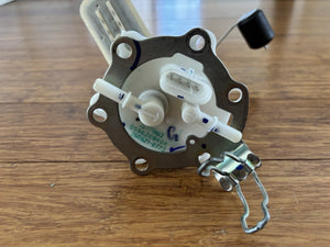 Husqvarna Svartpilen Vitpilen 250 401 fuel pump 2020-2023