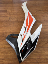 KTM 790 ADV R tank spoiler right 2019-2022