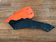 KTM 690 Enduro radiator spoiler side cover right 2009