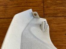 KTM 125 200 390 Duke mask left 2013-2016