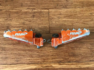 RHK alloy footpegs For KTM SX EXC orange